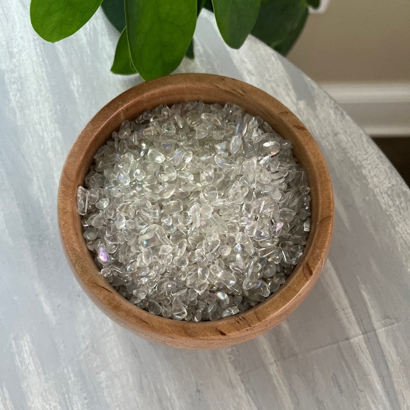 Aura Quartz Chips (one jar) - Picture 1 of 2